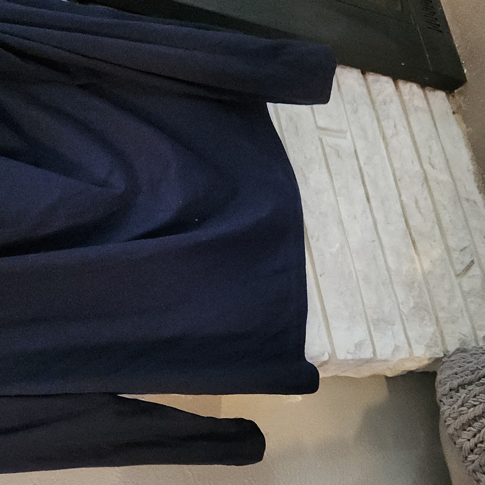 Sweater - Picture 2 of 4